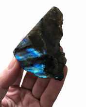 Load image into Gallery viewer, Labradorite half polished Slice