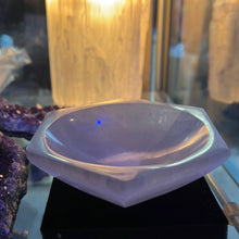 Load image into Gallery viewer, Selenite hexagon Shaped cleansing bowl